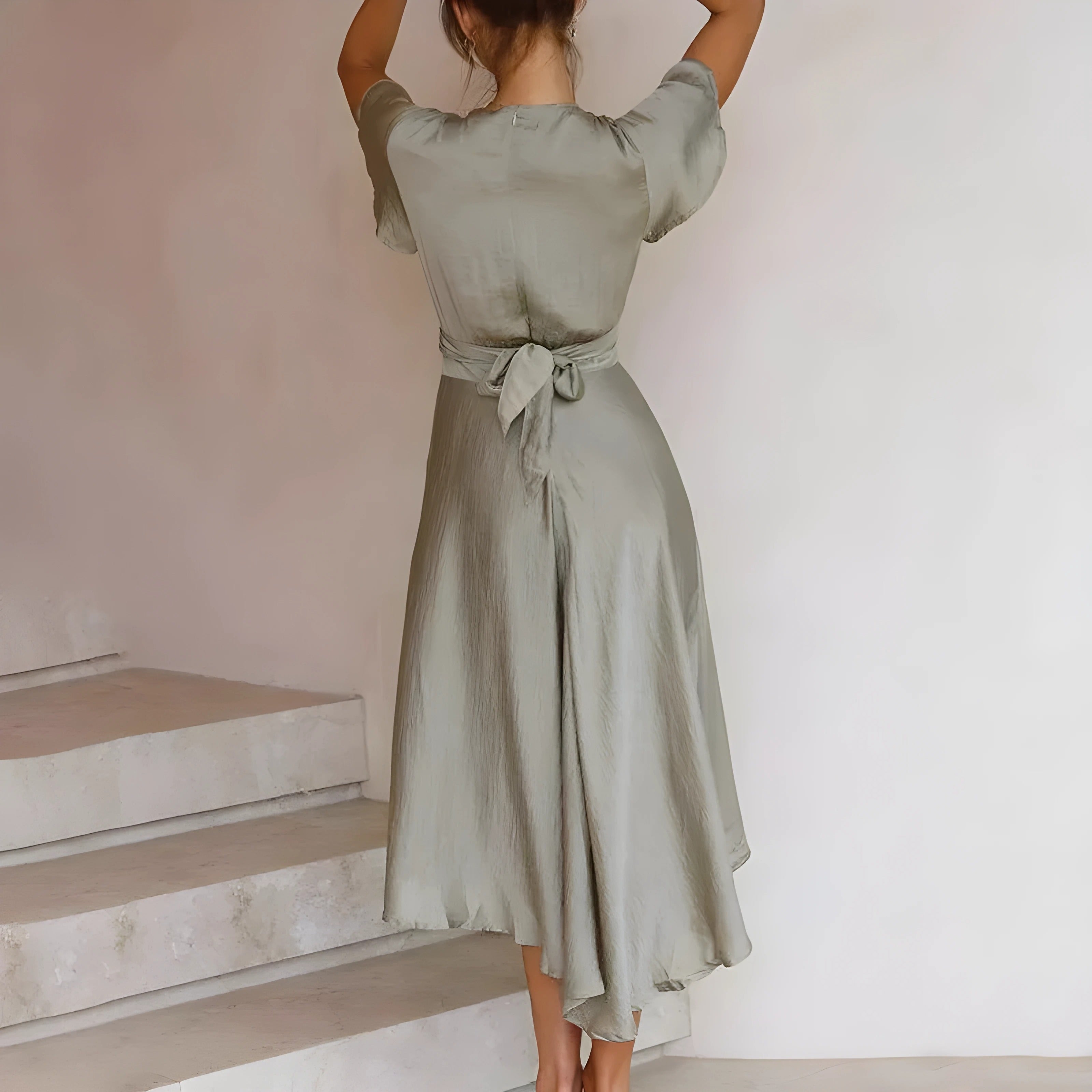 Liora - Elegant Dress