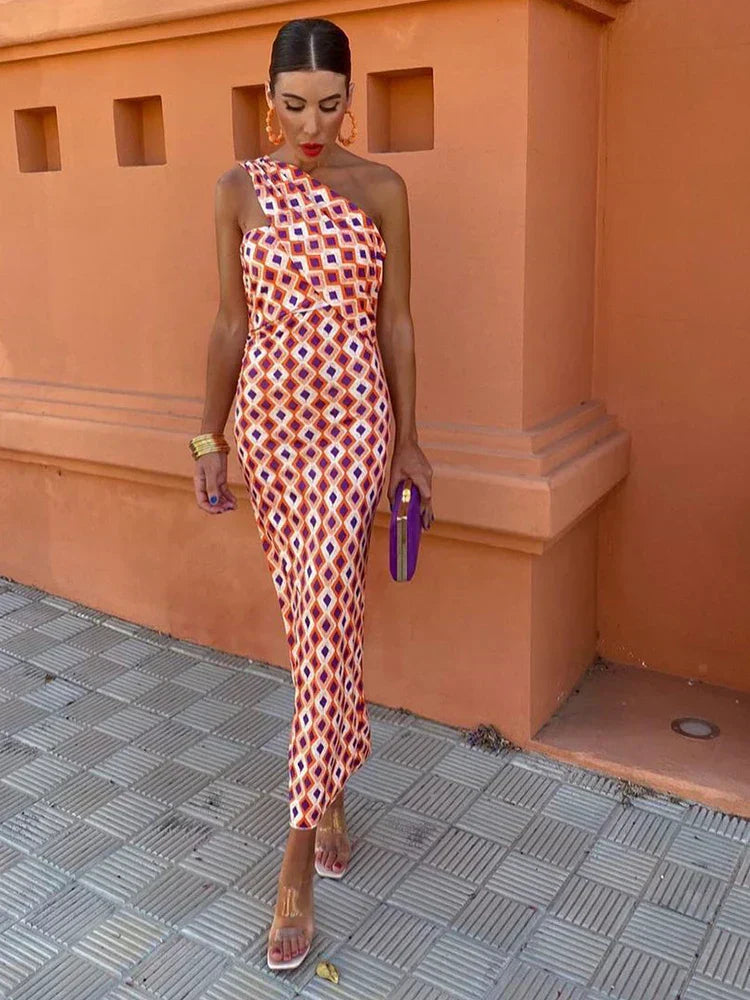Irmgardi | Elegant Midi Dress